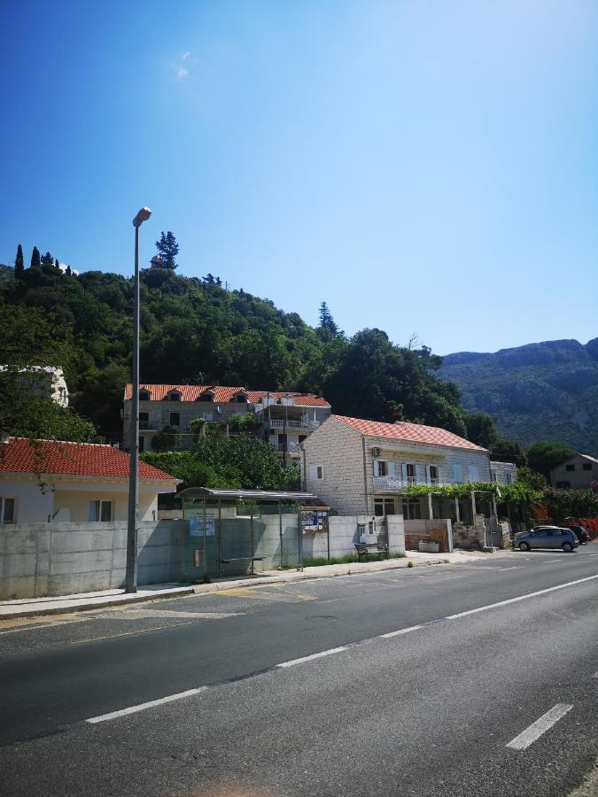 Lägenhet House Of Artichoke With Amazing Sea View, Dubrovnik *